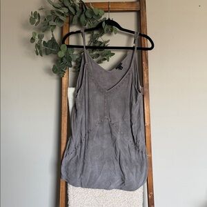Torrid Sleeveless Gray Studded V-Neck Women's Tank Top